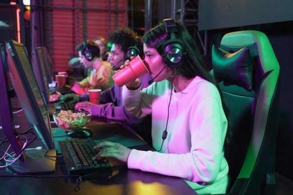 Community Management & Live Game Operations